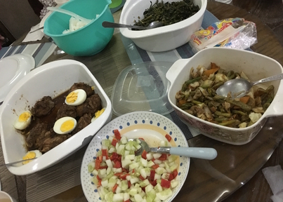 学校の食事